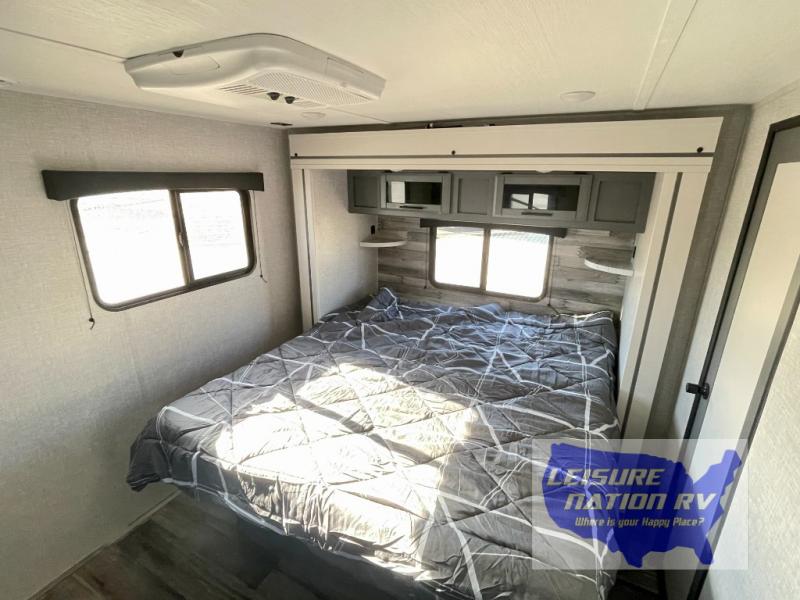 Keystone RV Volante 27FK